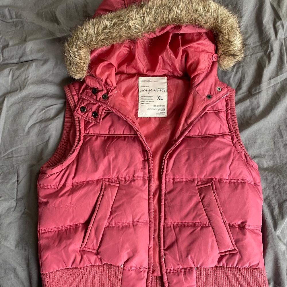 Aeropostale vest